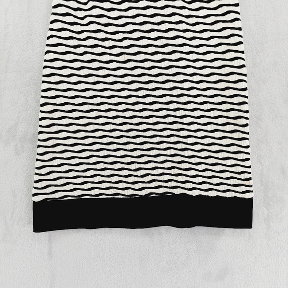 Eliza J Stripped Black Ivory Beige Rayon Textured Sleeveless Shift Dress P6389 - Picture 2 of 8